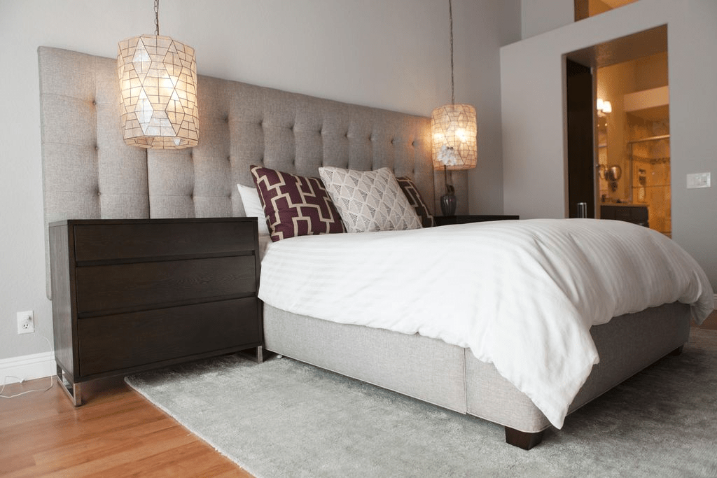 How to Arrange Bedroom Furniture: bed/dresser placement 10 bedroom ideas