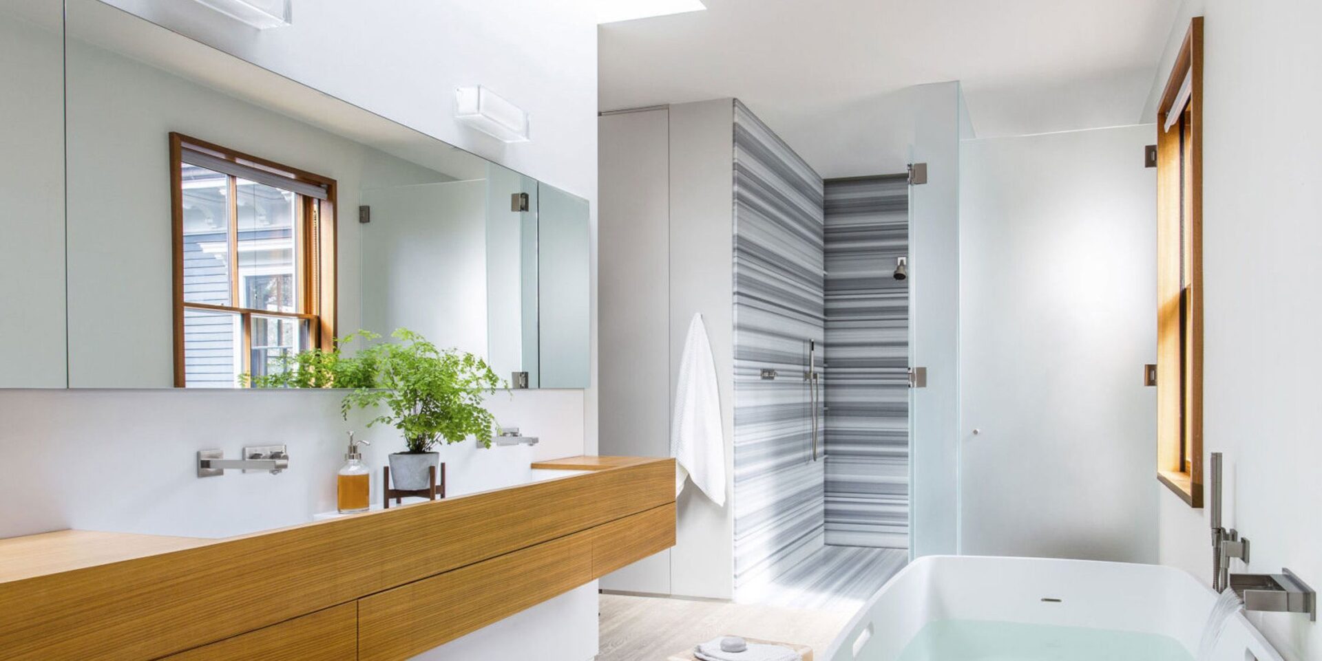 bathroom trends| minimalistic bathroom design
