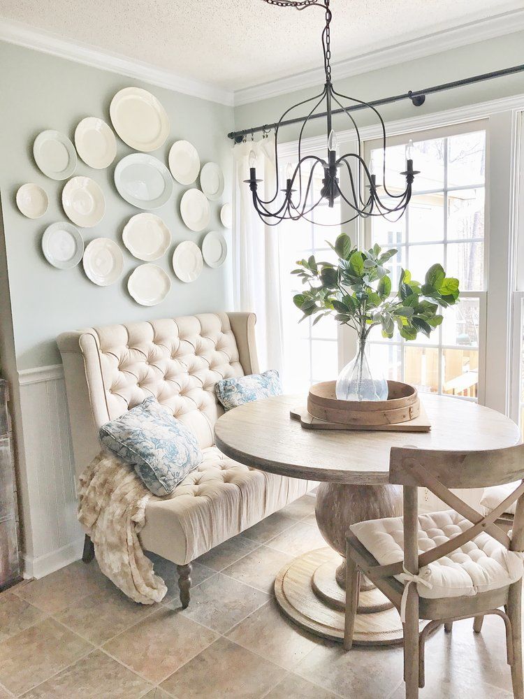 Farmshouse Breakfast Nook 