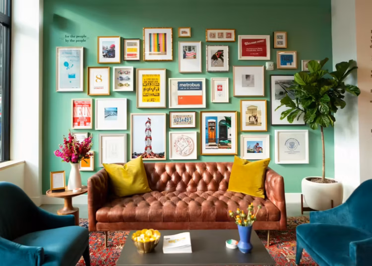 how to lay out a gallery wall