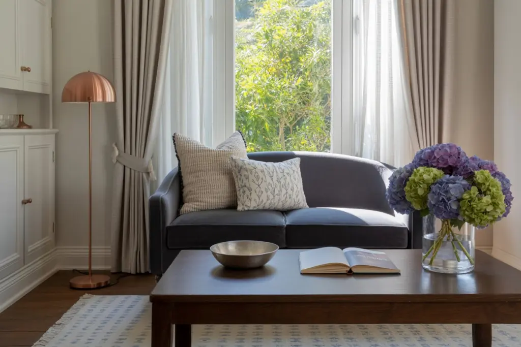 Rug Choices for Room Enlargement