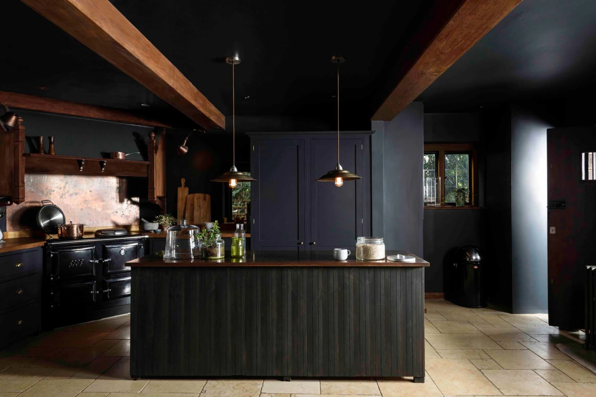 Dark Kitchen|
Dark Kitchen Design