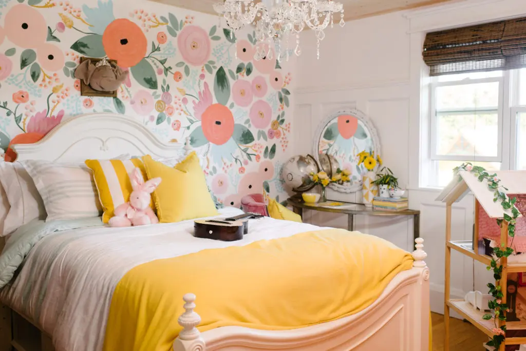 15 Amazing Aesthetic Bedroom Ideas for Your Dream Sanctuary! 6 whimsical Bedroom |aesthetic room decor