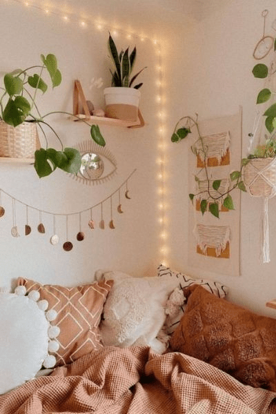 dorm room essentials list