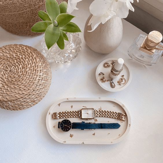 Trinket Dish| cool things to do to your bedroom
