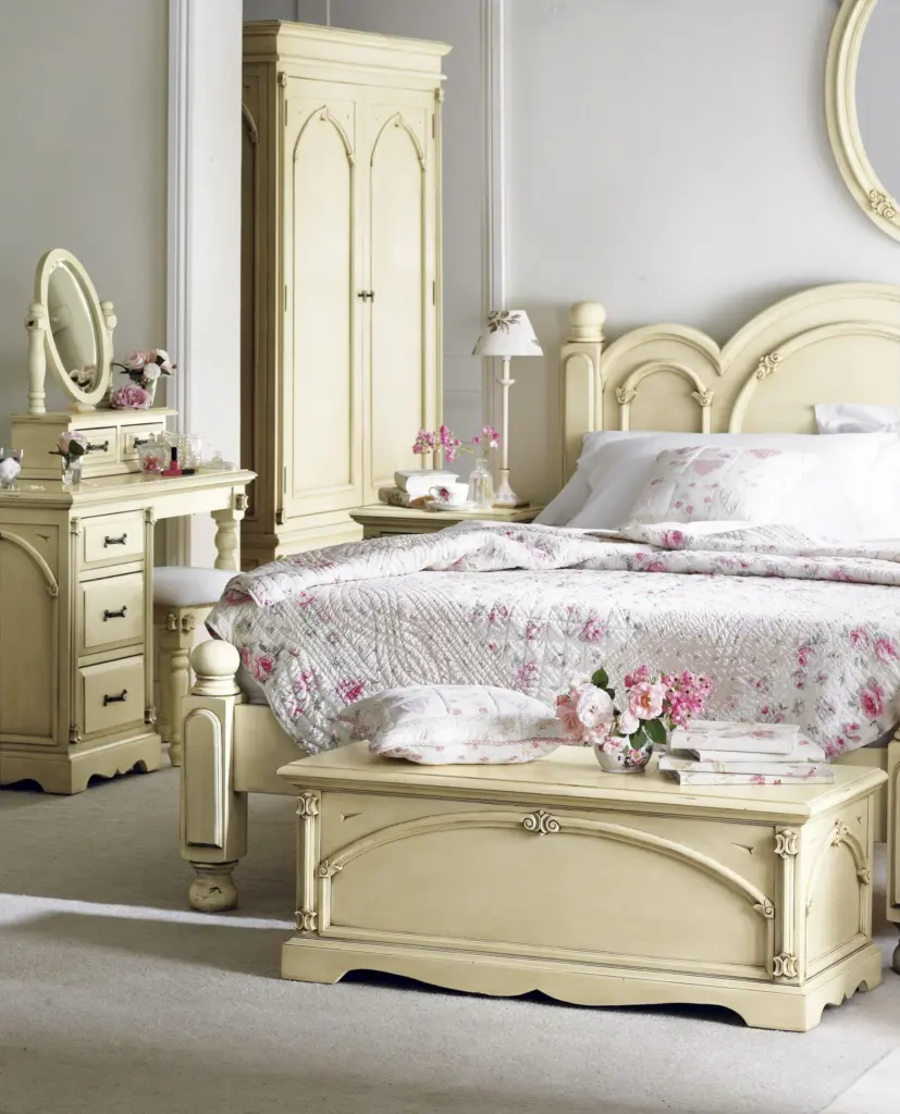
victorian home decor

