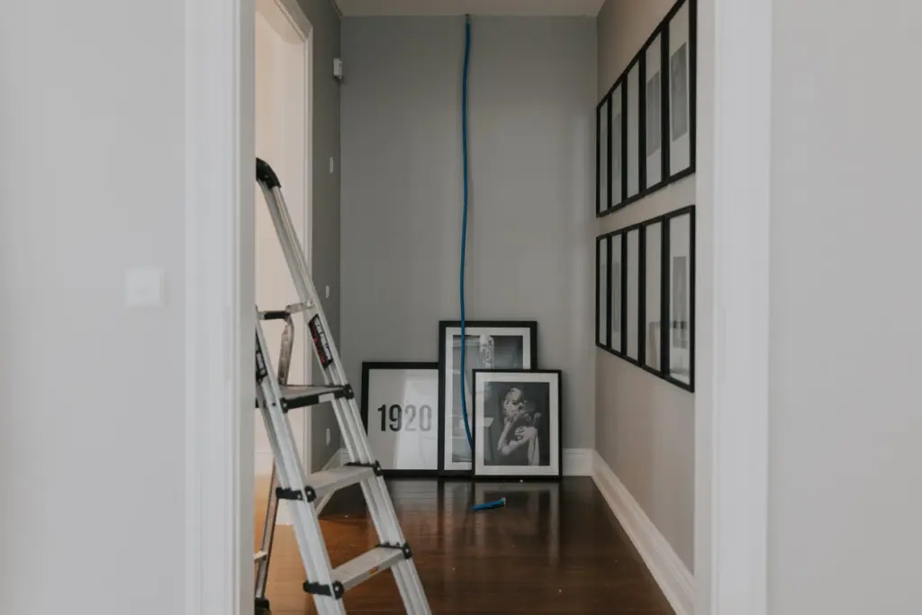 how to plan out a gallery wall
