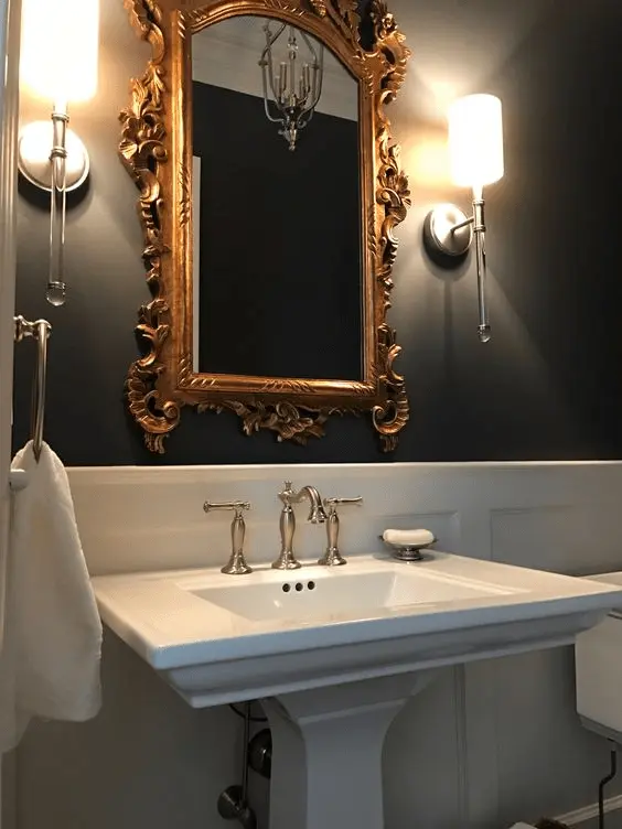 black and white bathroom accessories
