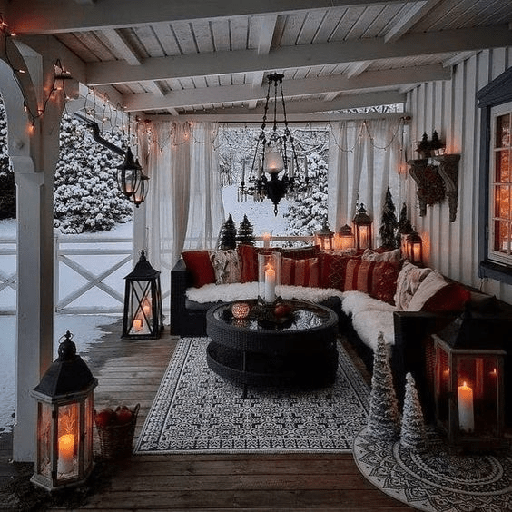 winter porch decor
