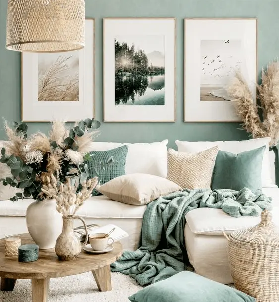 12 Gallery Layouts: Which Gallery Wall Style Fits You Better 3 gallery layouts|perfect gallery