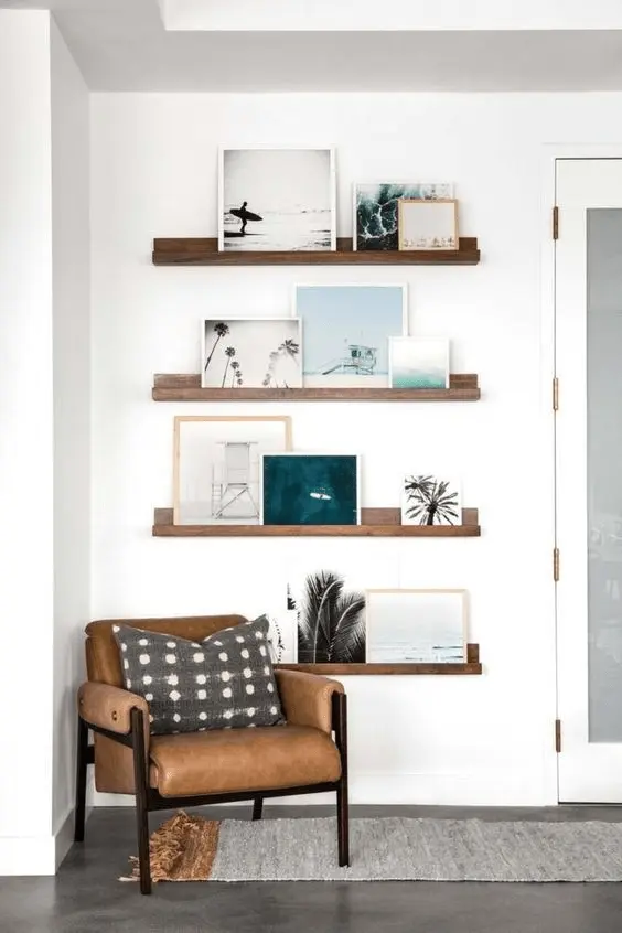 12 Gallery Layouts: Which Gallery Wall Style Fits You Better 9 white wall gallery & framers