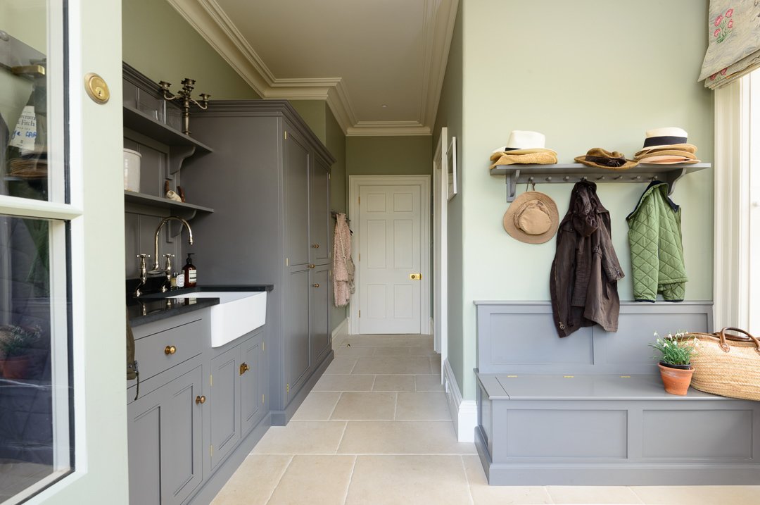 mud room sink ideas
