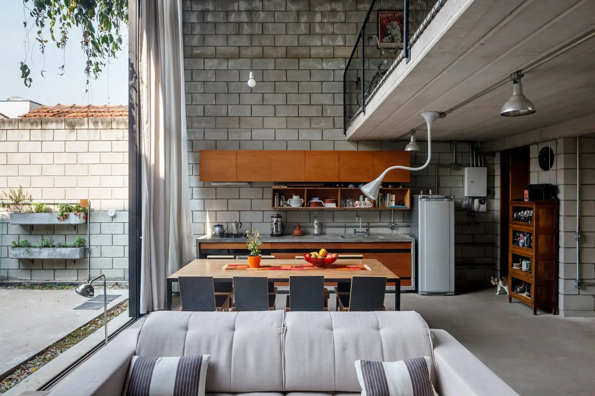 The Best Industrial House Interior Ideas in 2024 6 Industrial House Design