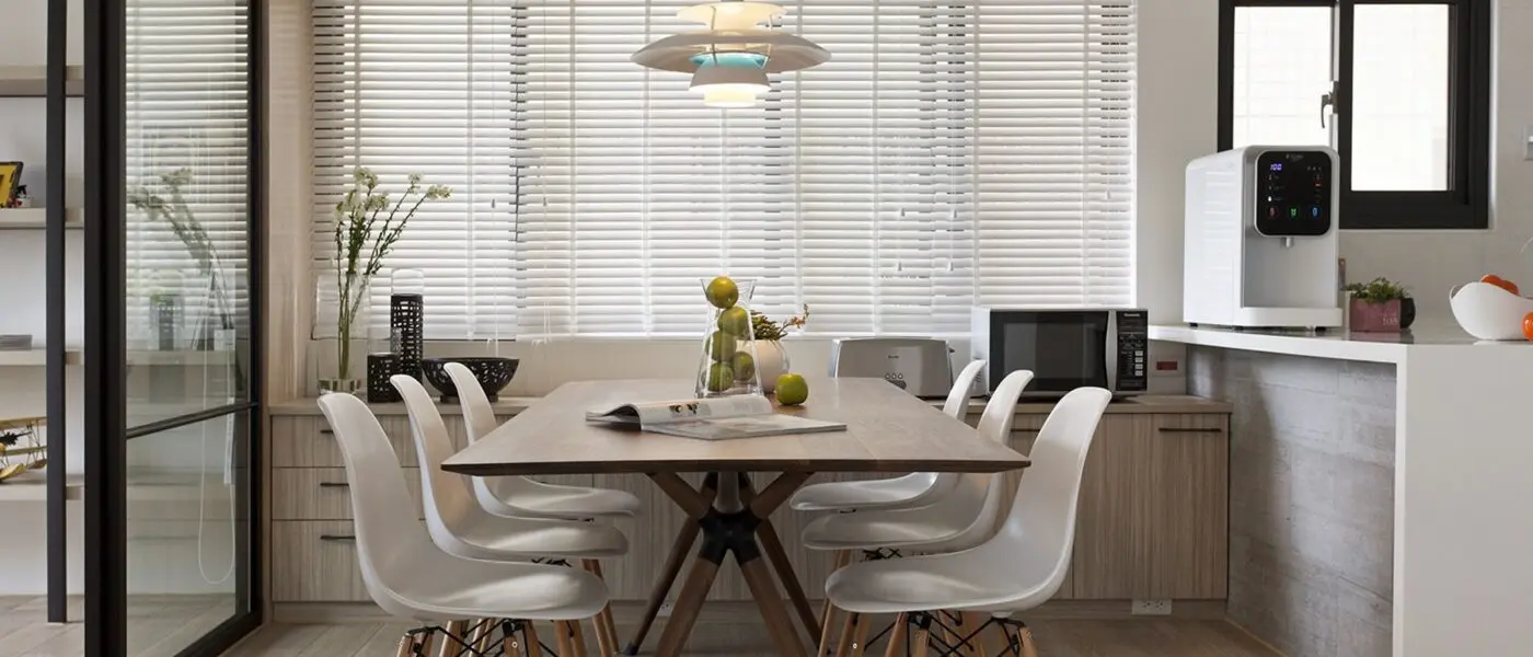 What Is The Perfect Space Required Around Dining Table ? 4 standard dining room dimensions