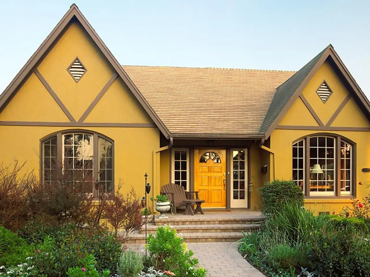 The Best 10+ Front Door Color For Yellow House 5 front door yellow house
