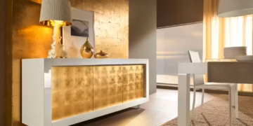 What Colors Go With Gold