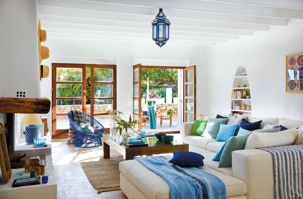 modern mediterranean style homes interior
