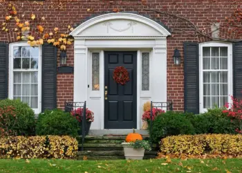 door colors for red brick house
