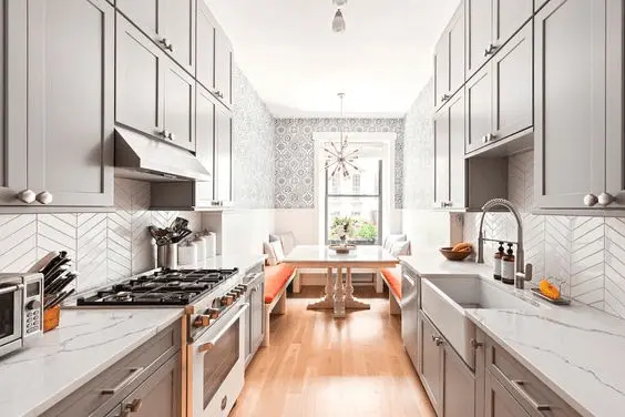 Long Narrow Kitchen Diner Ideas: 10 Ways To Maximize Space 7 narrow galley kitchen layout