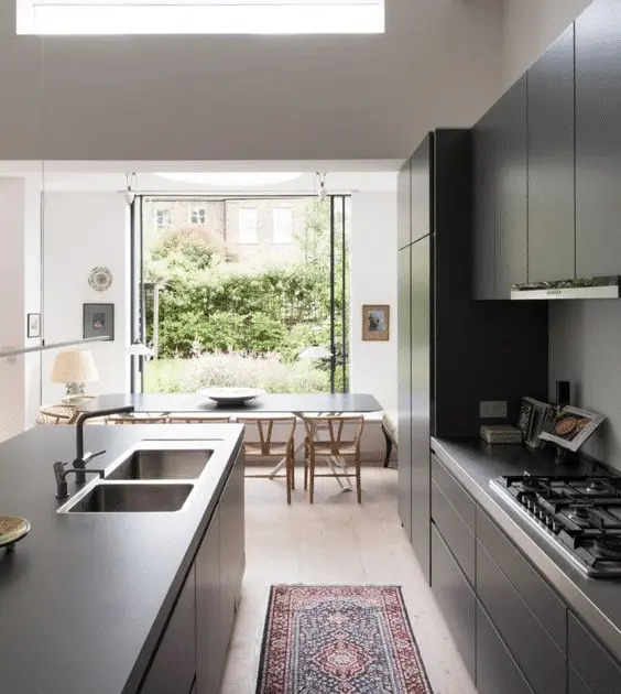 Long Narrow Kitchen Diner Ideas: 10 Ways To Maximize Space 11 kitchen ideas long narrow