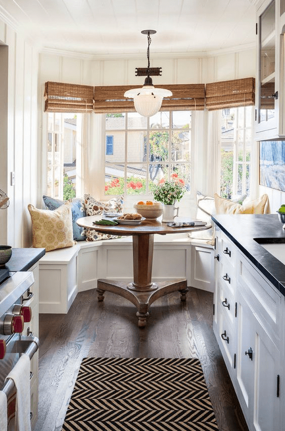 narrow long kitchen ideas
