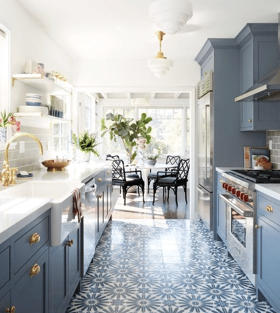 Long Narrow Kitchen Diner 