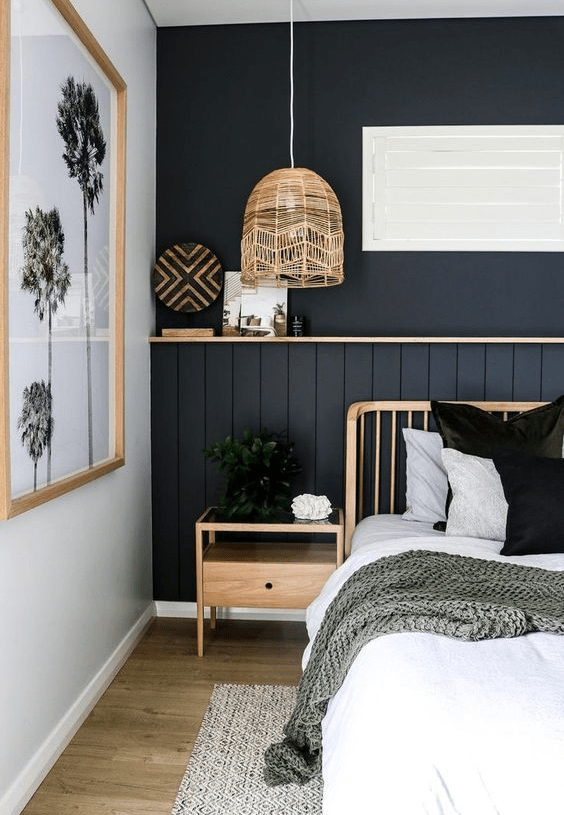 narrow rectangular bedroom layout
