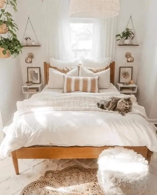 Smart Narrow Bedroom Layout Ideas And Ways To Maximise Space 16 long thin bedroom ideas