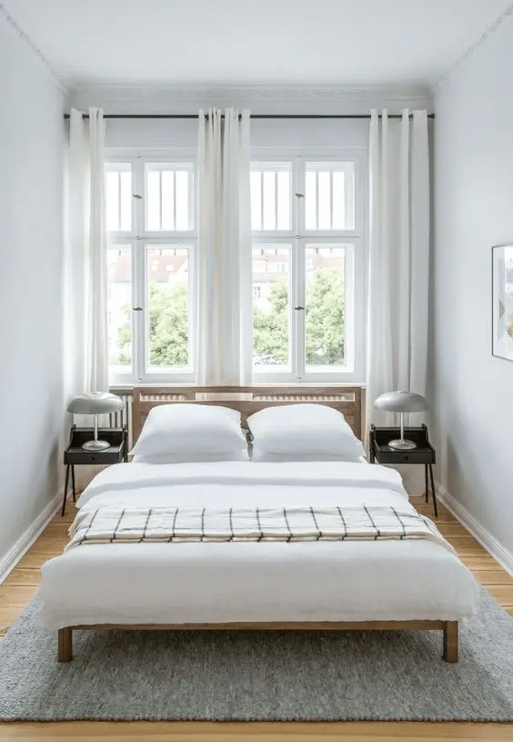 Smart Narrow Bedroom Layout Ideas And Ways To Maximise Space 17 long and narrow bedroom ideas