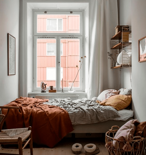 narrow room decorating ideas
