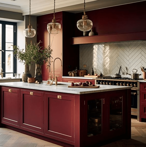 what color goes good with maroon
