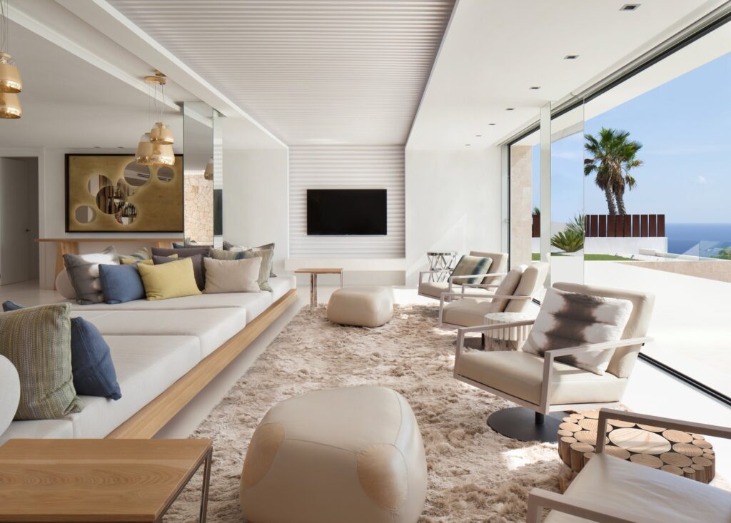 modern mediterranean interior style
