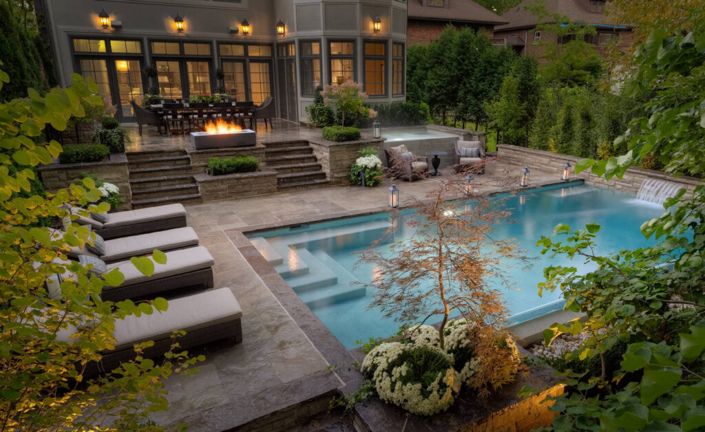 landscaping around pool
