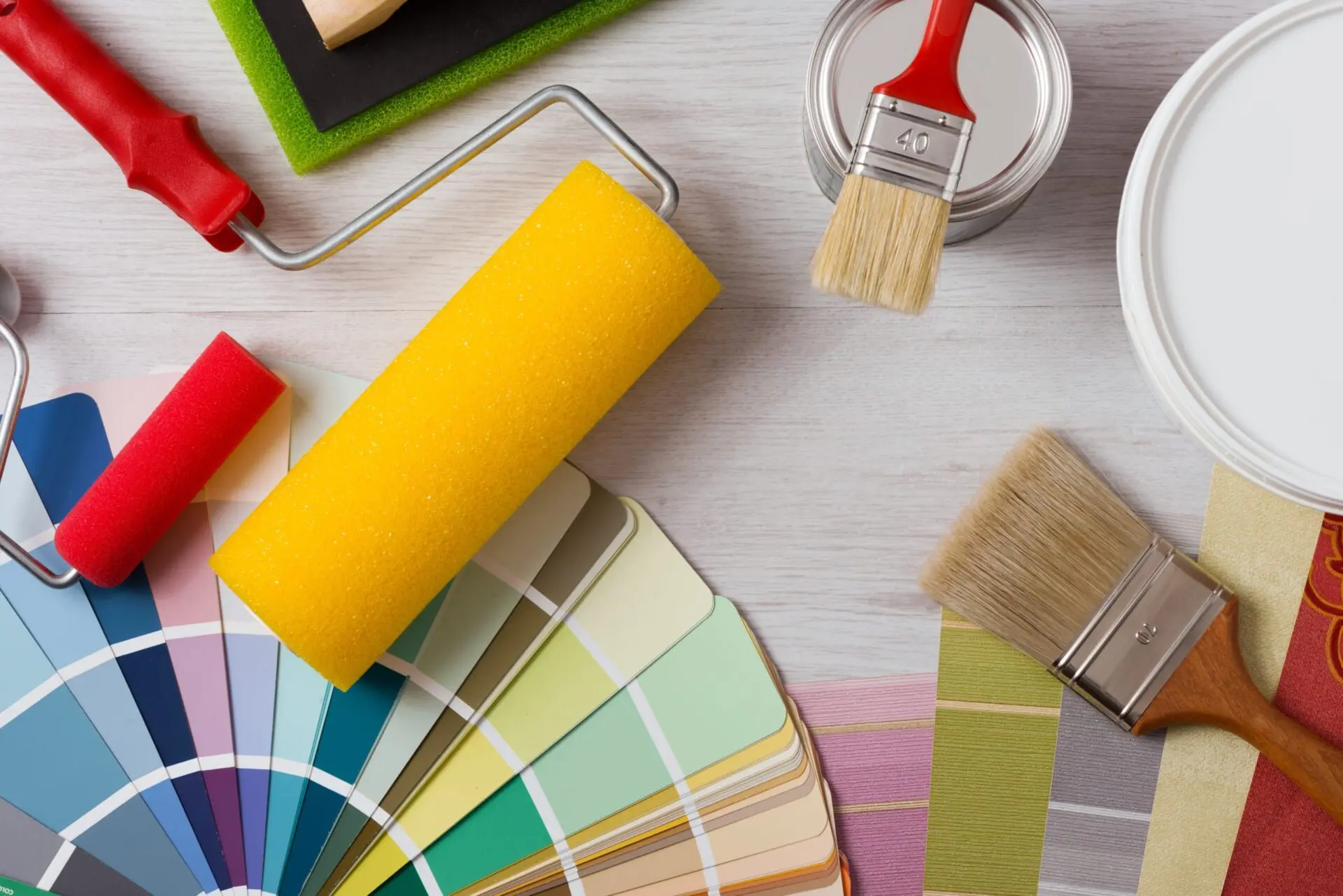 how do i paint skirting boards
