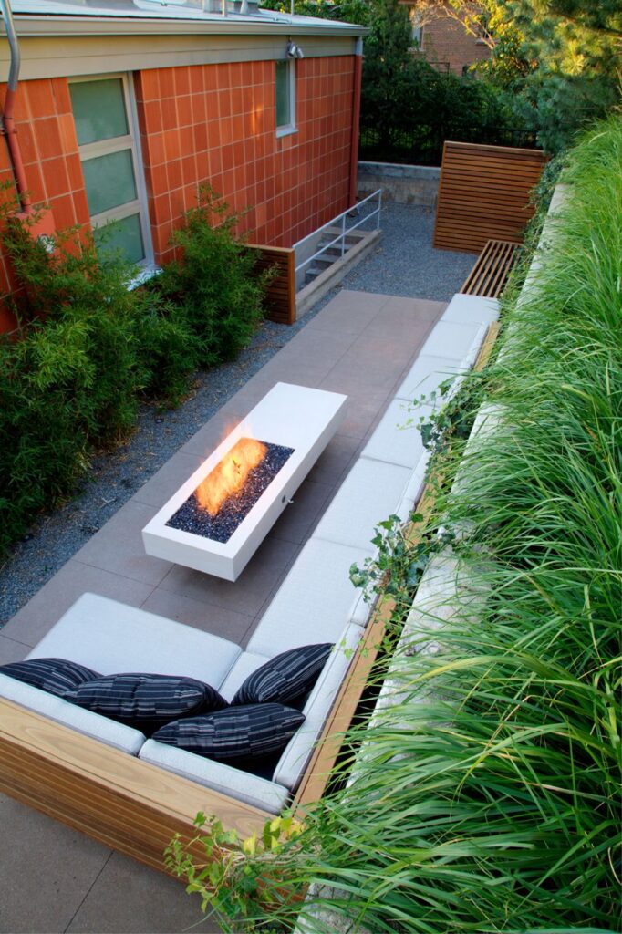 narrow side of house landscaping ideas
