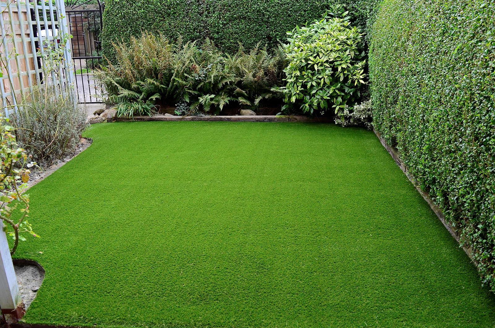 Artificial Grass Side Yard
