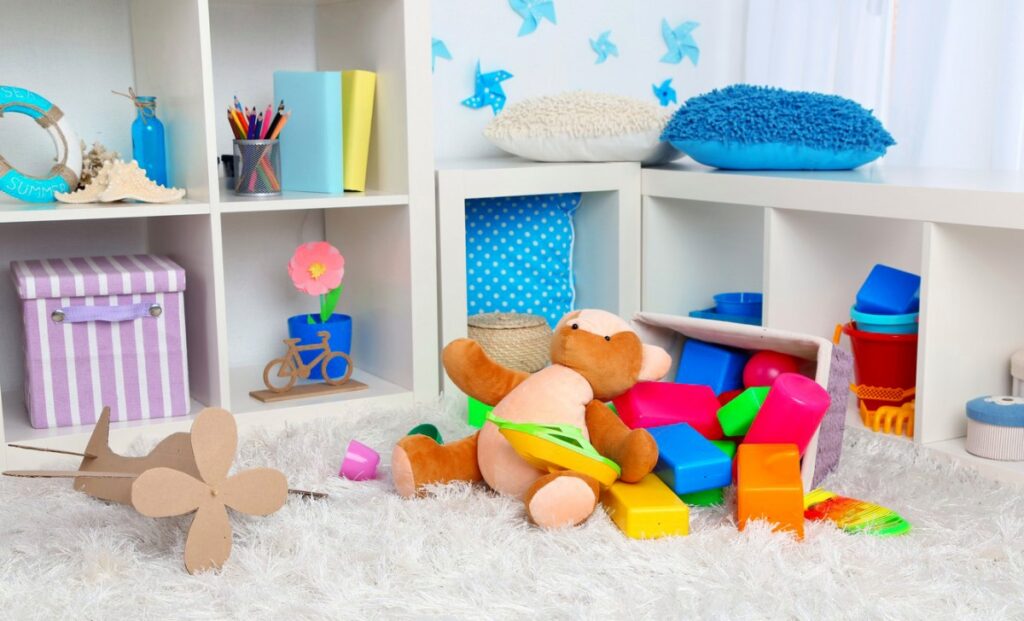 small guest room playroom combo
