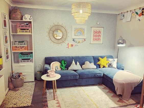 guest bedroom guest room playroom combo
