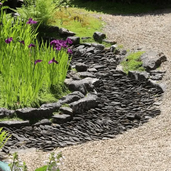 15 Front Yard Dry Creek Bed Landscaping - Photos & Ideas 16 dry creek bed garden