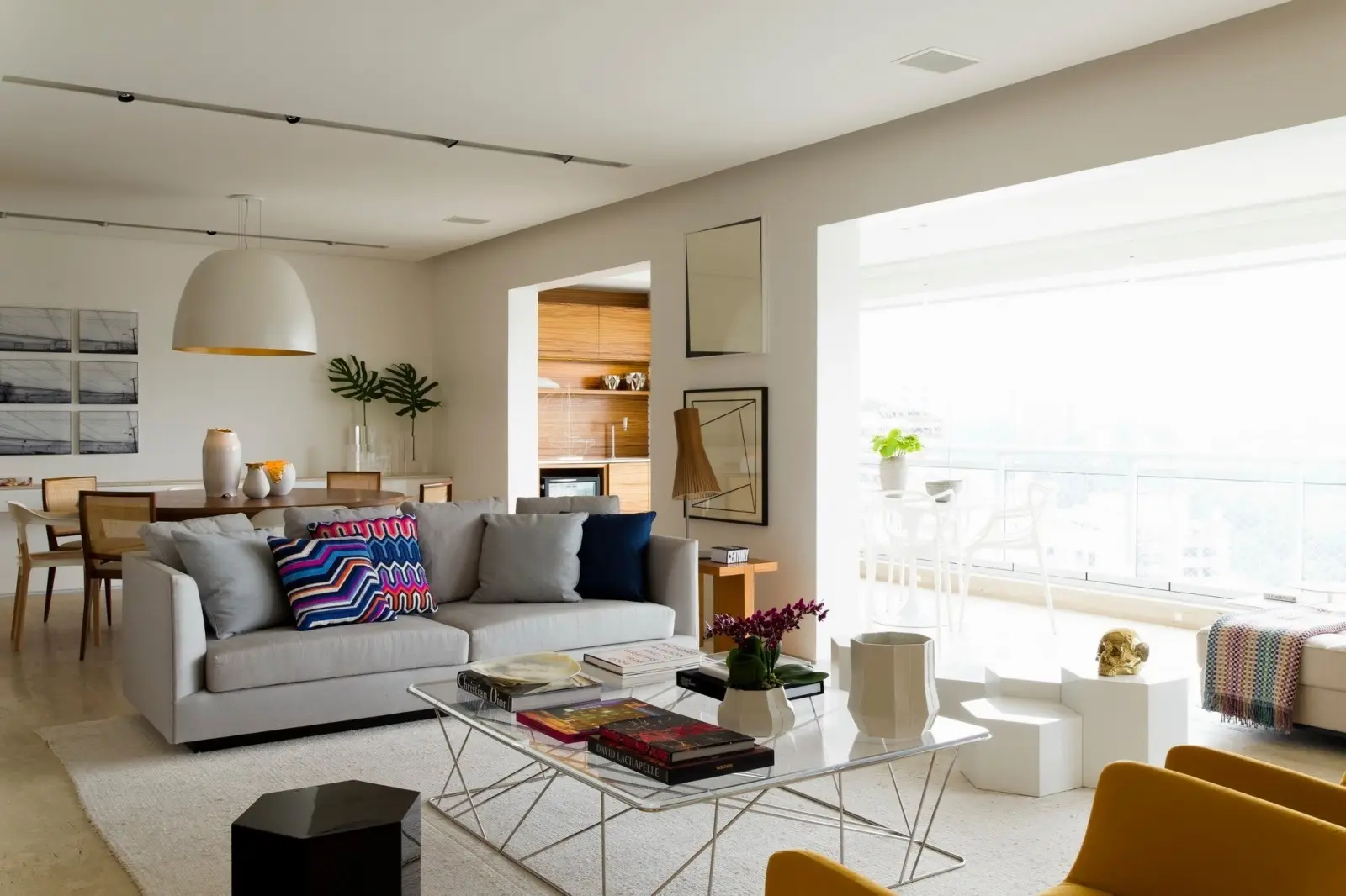The Art of Emphasis In Interior Design :The Power of Interior DesignRe-Generate ContentSave 6 emphasis in a sentence