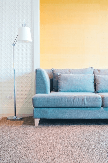 difference between carpet and rug
