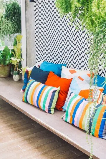 28 Outdoor Living Room Ideas You Will Love! 10 Wood home porch veranda garden