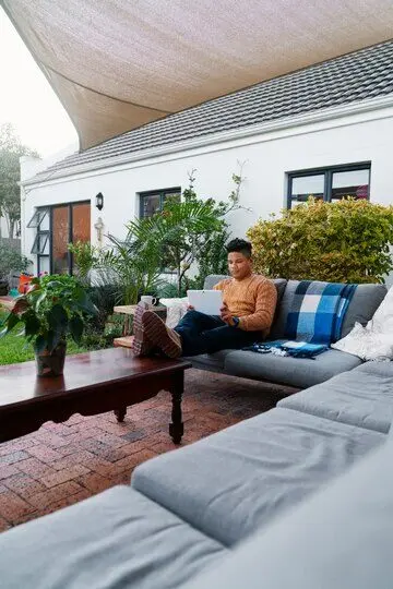 28 Outdoor Living Room Ideas You Will Love! 2 Outdoor Living Room Ideas | Build a Custom Banquette