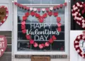 20 Adorable Valentine Door Decorations Ideas