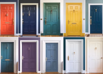 10 Interior Door Colors You Will Love: expert color pairings