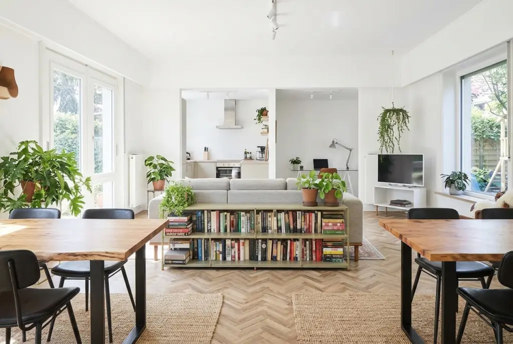 11 Small Living Room Sofa Layouts That Actually Work