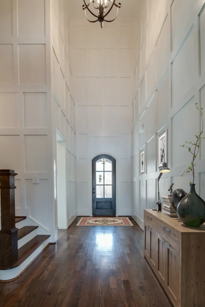 25+ Modern Wainscoting Entryway Ideas & Inspo 4 Modern Wainscoting Entryway